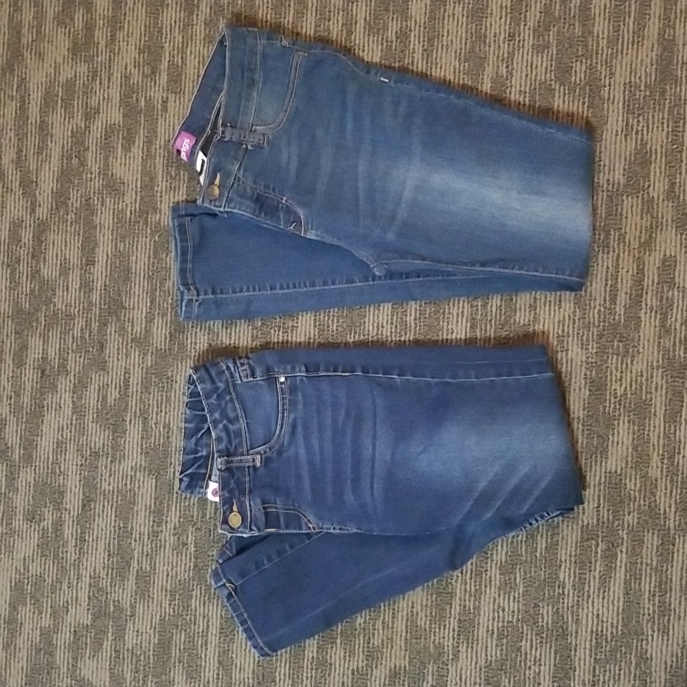 2 pair of girl's denim jeans